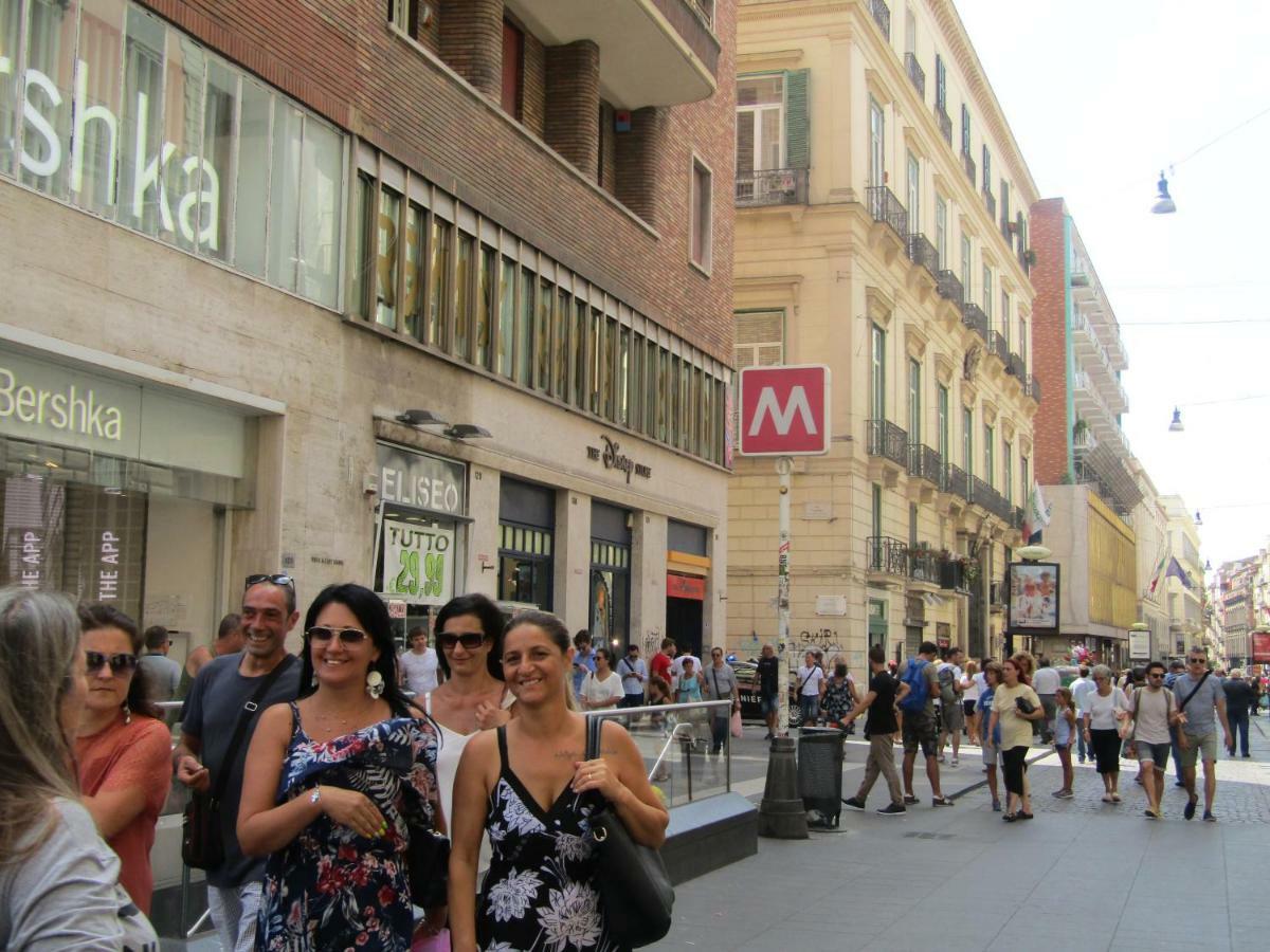 Casa Vacanze La Fenice Naples Exterior photo